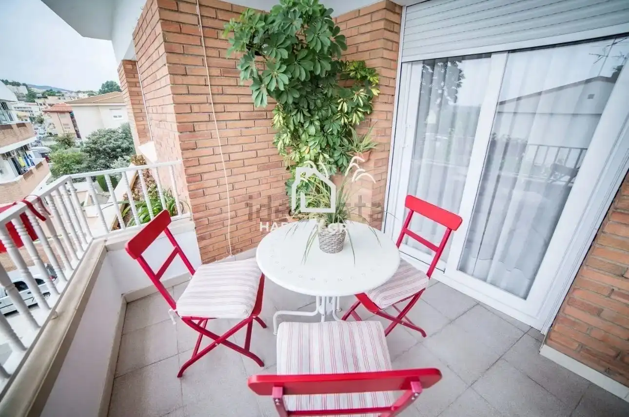 Terrasse von Maisonette zum Verkauf in Flix mit Klimaanlage, Heizung und Terrasse
