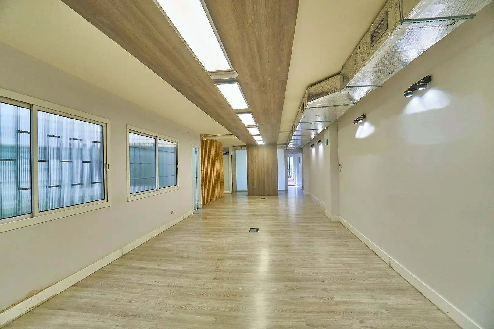 Oficina en venta en Las Palmas de Gran Canaria con Aire acondicionado, Trastero y Amueblado