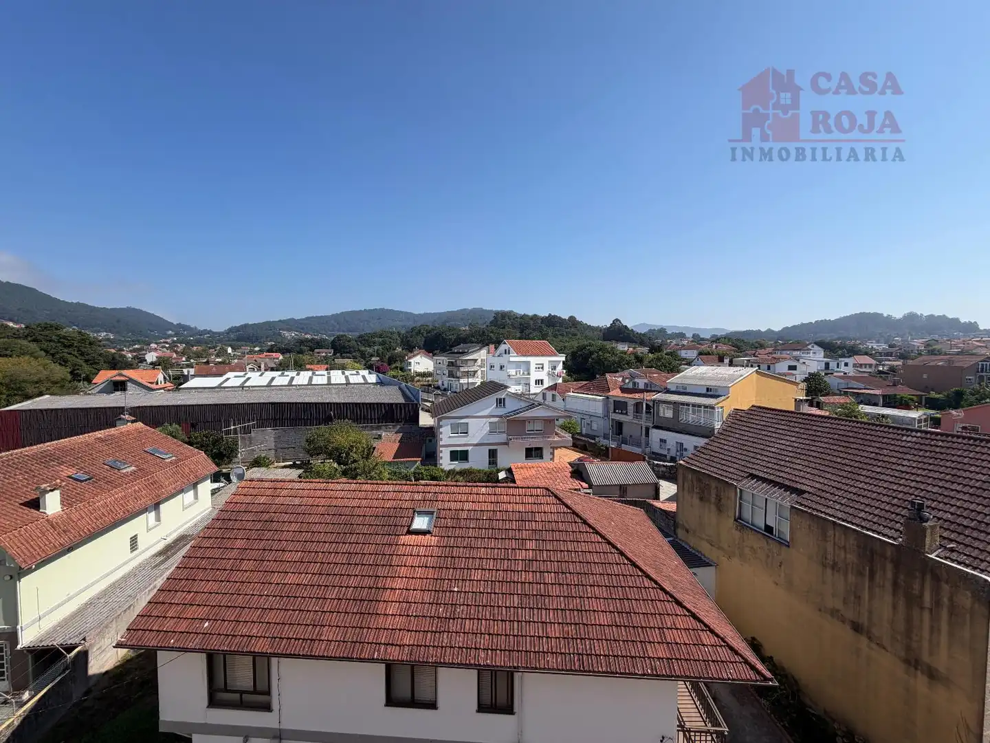 Außenansicht von Dachboden zum Verkauf in Cangas  mit Heizung, Terrasse und Abstellraum
