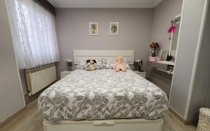 Bedroom of Flat for sale in Palencia Capital