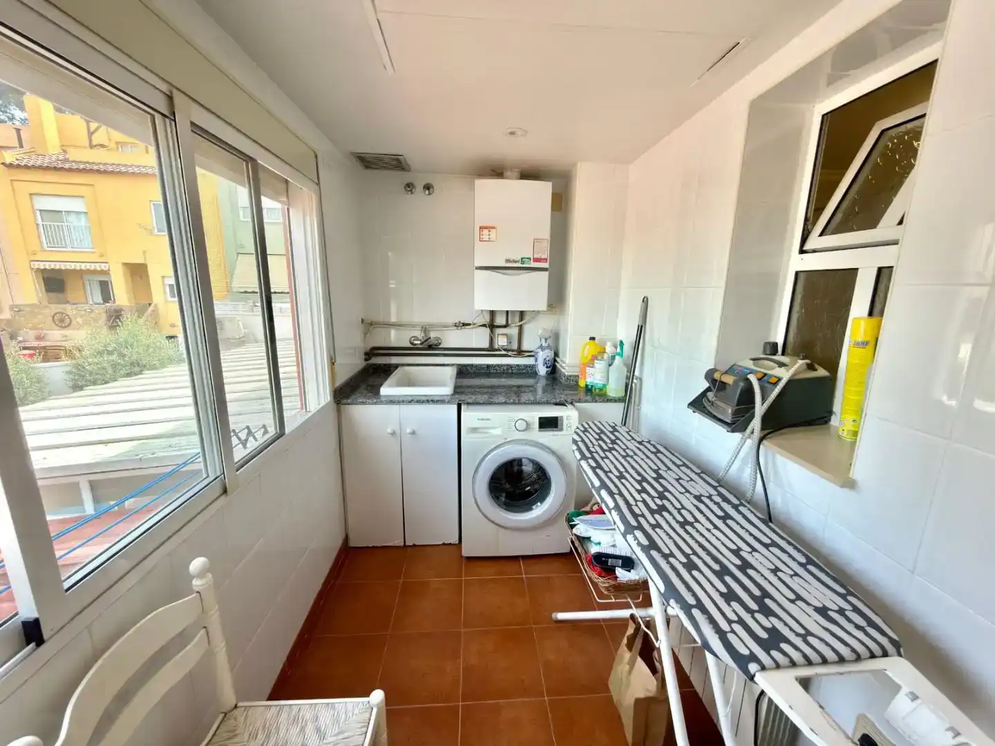 Cuina de Casa adosada en venda en Torrent amb Aire condicionat, Piscina i Balcó