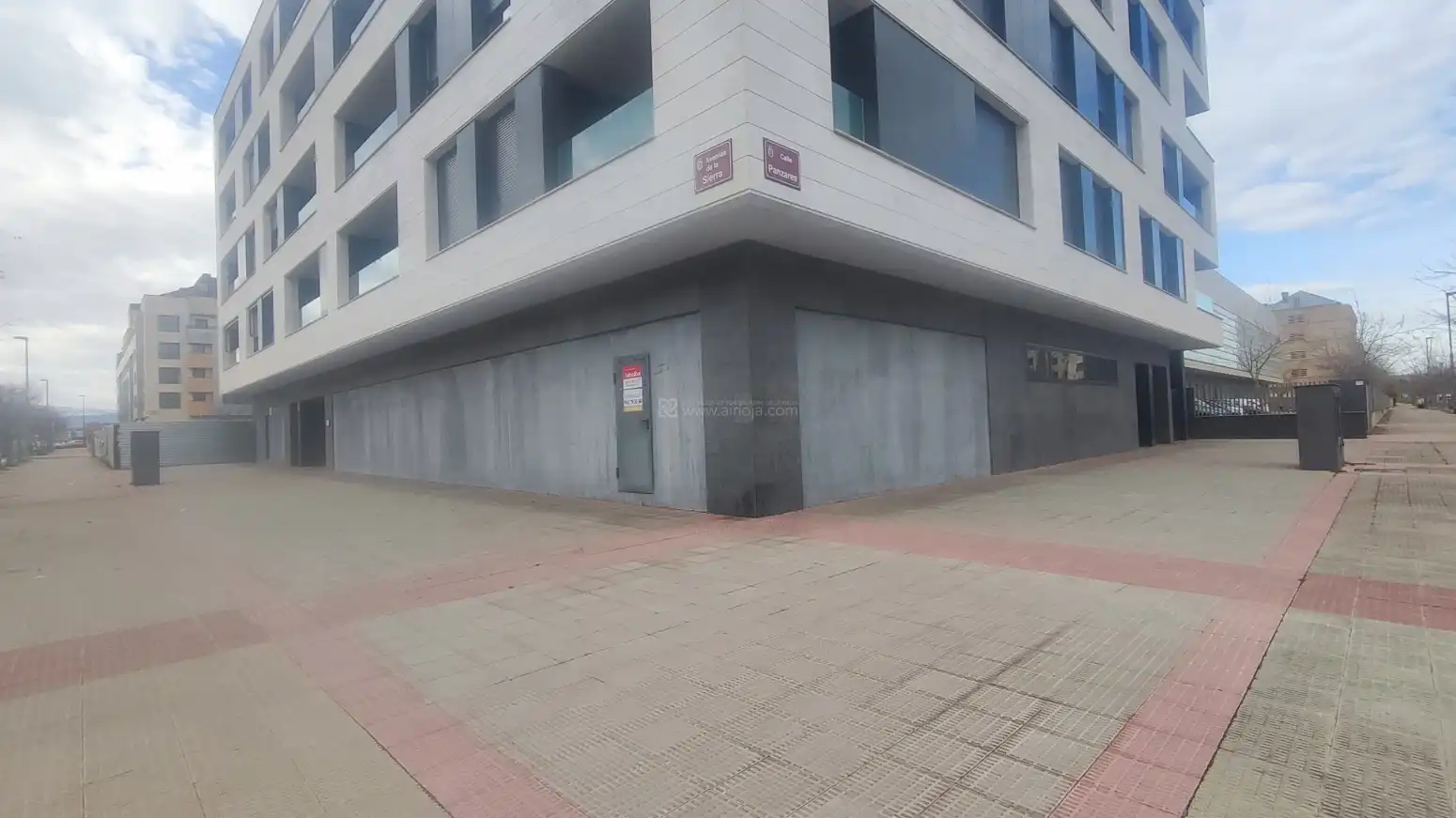 Außenansicht von Geschaftsraum zur Miete in  Logroño