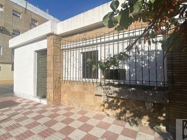 Casa pareada en venta en Crevillet - Pinar Alto
