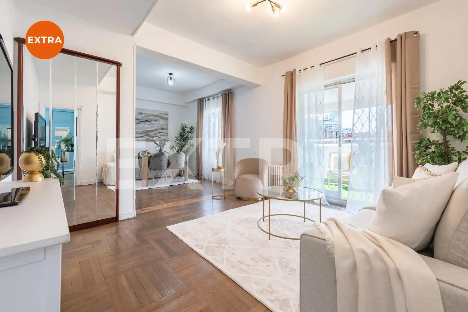 Sala d'estar de Àtic en venda en Madrid amb Calefacció i Parquet