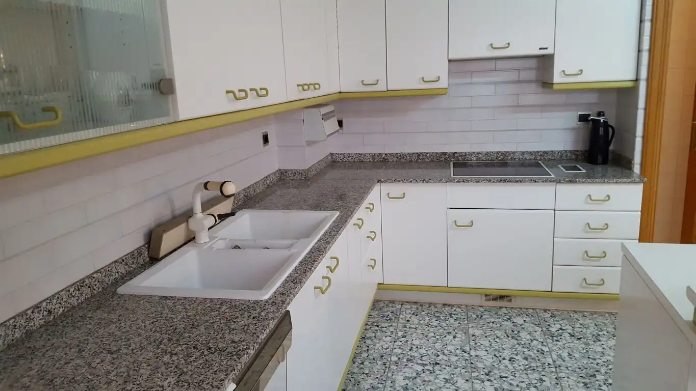Flat with terrace for sale in Plaza de Toros - Avenida Chapí - Trinquete