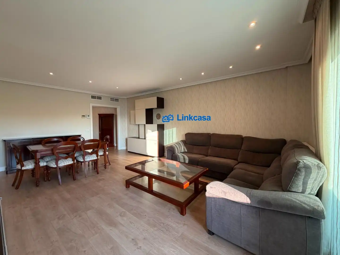 Sala d'estar de Pis en venda en Pozuelo de Alarcón amb Aire condicionat, Calefacció i Jardí privat