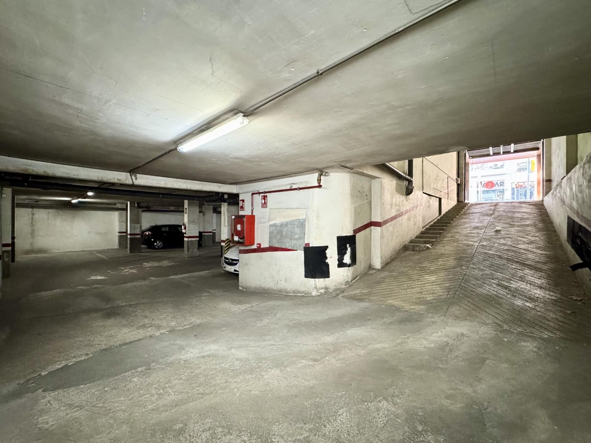 Garage for sale in d'Espronceda, 304, Navas