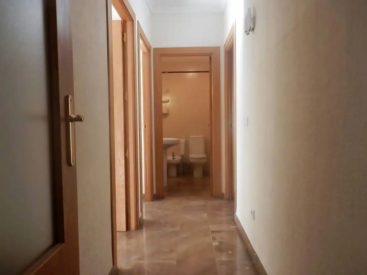 Flat for rent in Granada  with Air Conditioner, Heating and Furnished