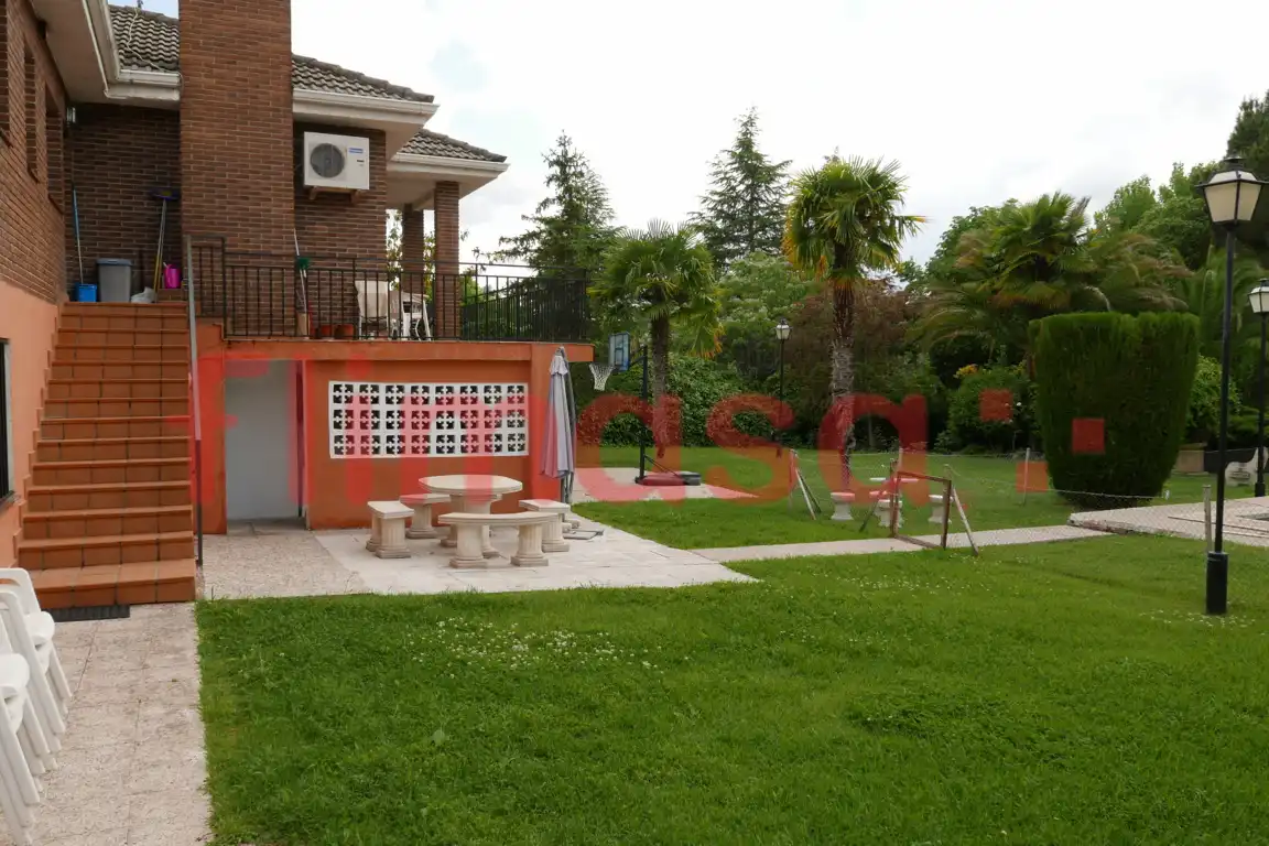Jardín de Casa o chalet en venta en Villaviciosa de Odón