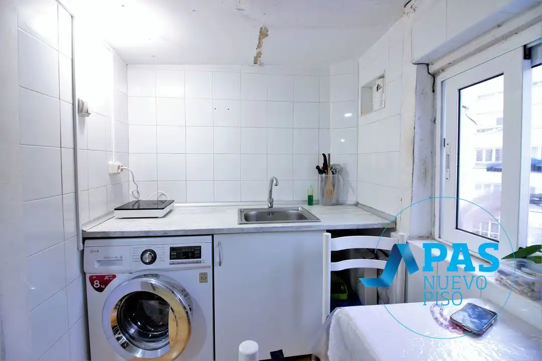 Küche von Wohnung zum Verkauf in Santander