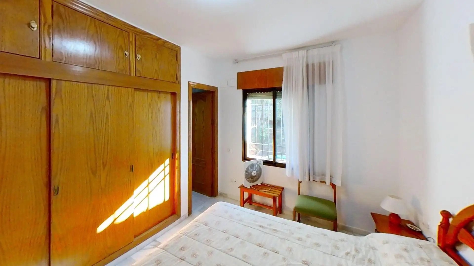 Dormitori de Casa o xalet en venda en Córdoba amb Aire condicionat, Jardí privat i Terrassa