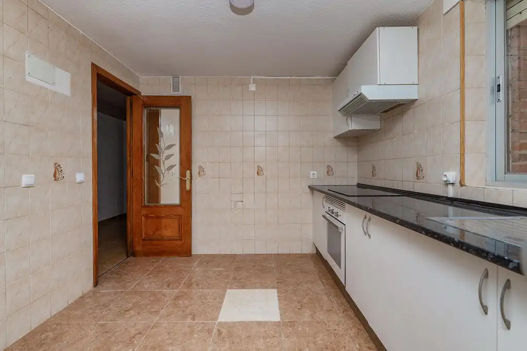 Flat for sale in C/ Argentina , Centro