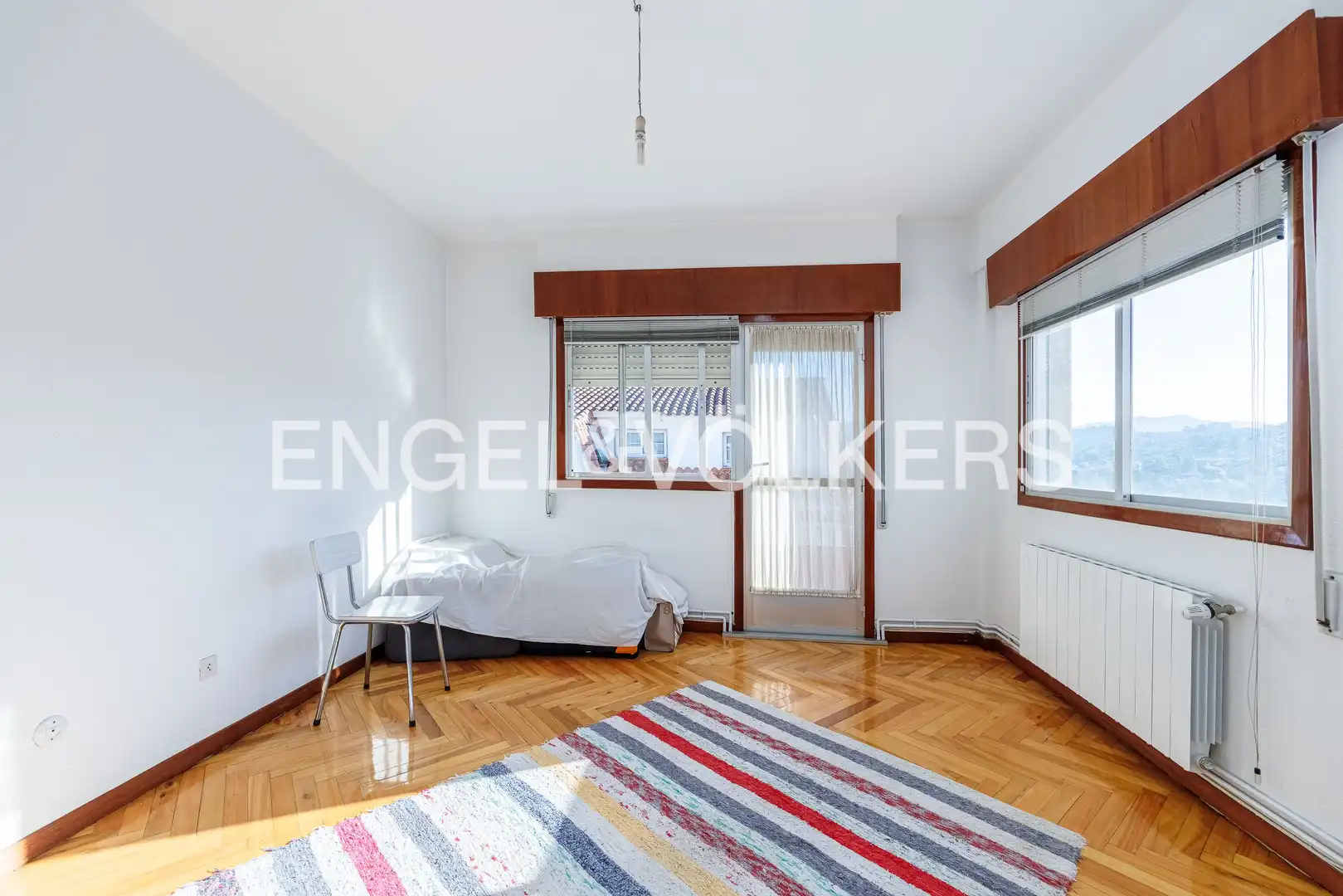 Living room of Houses for sale in Vigo   with Heating, Private garden and Terrace