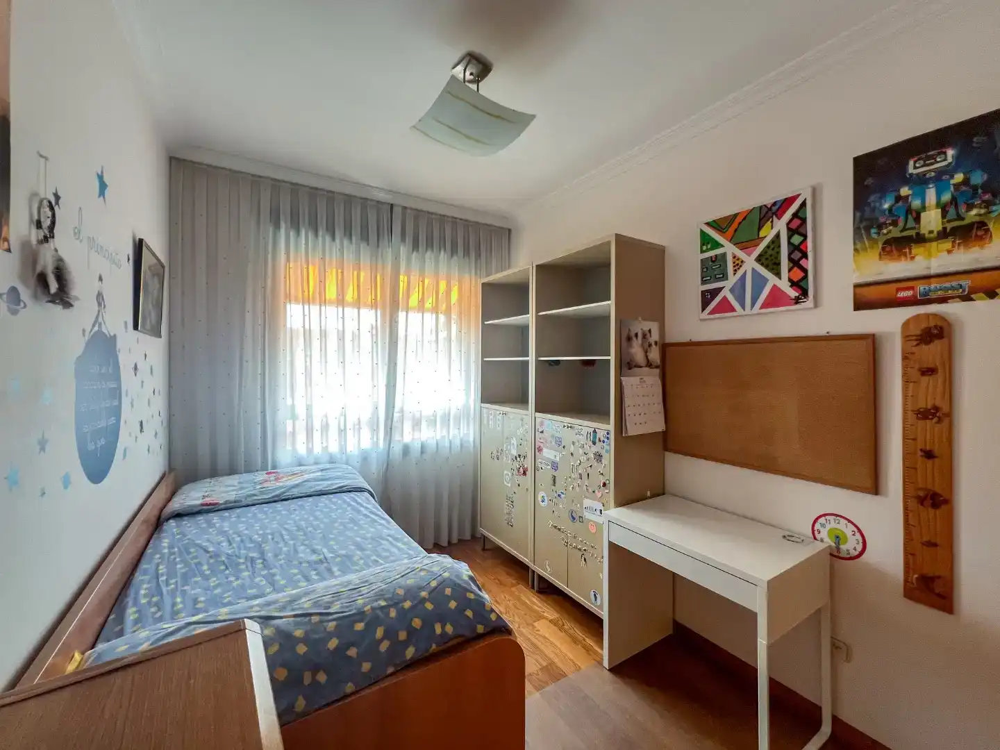 Schlafzimmer von Wohnung zum Verkauf in  Madrid Capital mit Klimaanlage und Schwimmbad