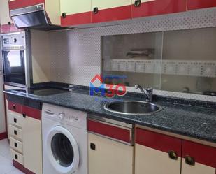 Kitchen of Flat for sale in Miranda de Ebro  with Heating, Parquet flooring and Terrace