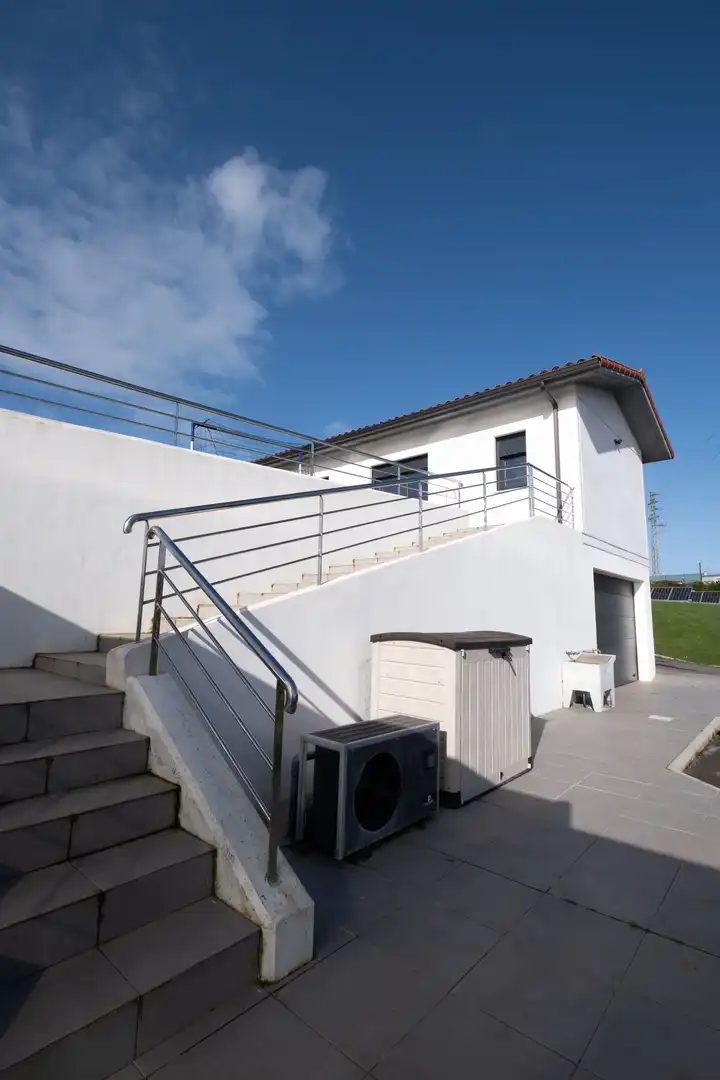 Vista exterior de Casa o chalet en venta en Castrillón con Aire acondicionado, Calefacción y Jardín privado