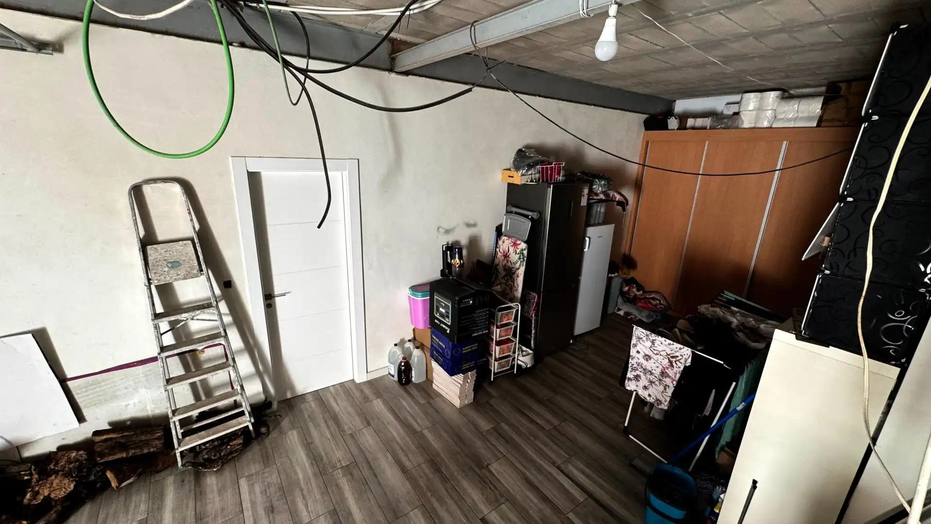 Casa adosada en venta en El Pinós / Pinoso