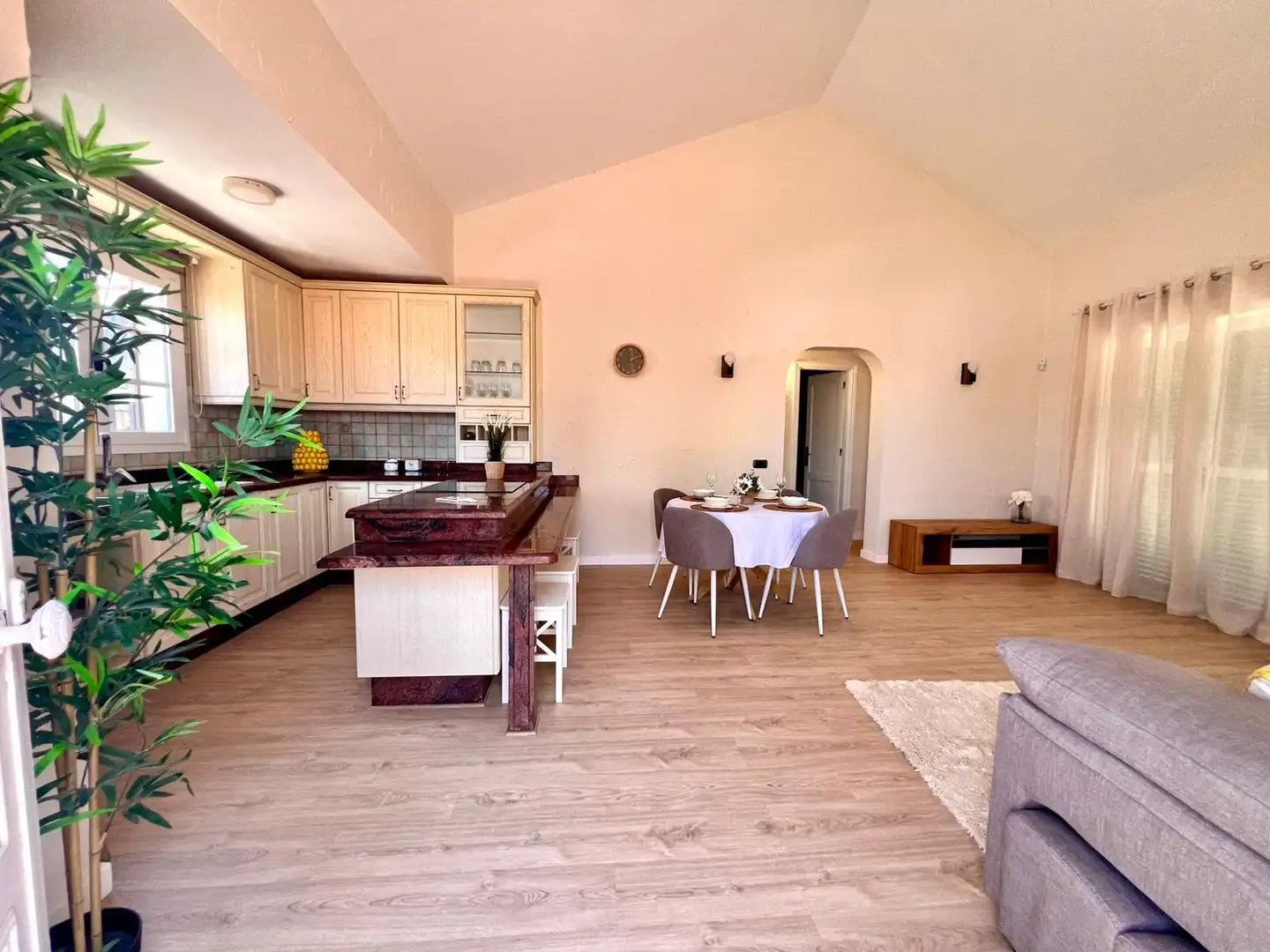 Detached homes for sale in Calle los Prismas, Arico