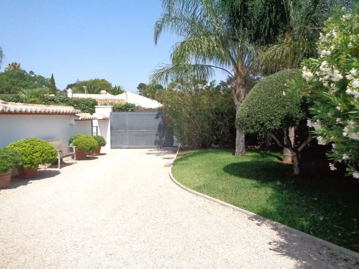 Vista exterior de Casa o xalet en venda en Jávea / Xàbia amb Aire condicionat, Calefacció i Jardí privat