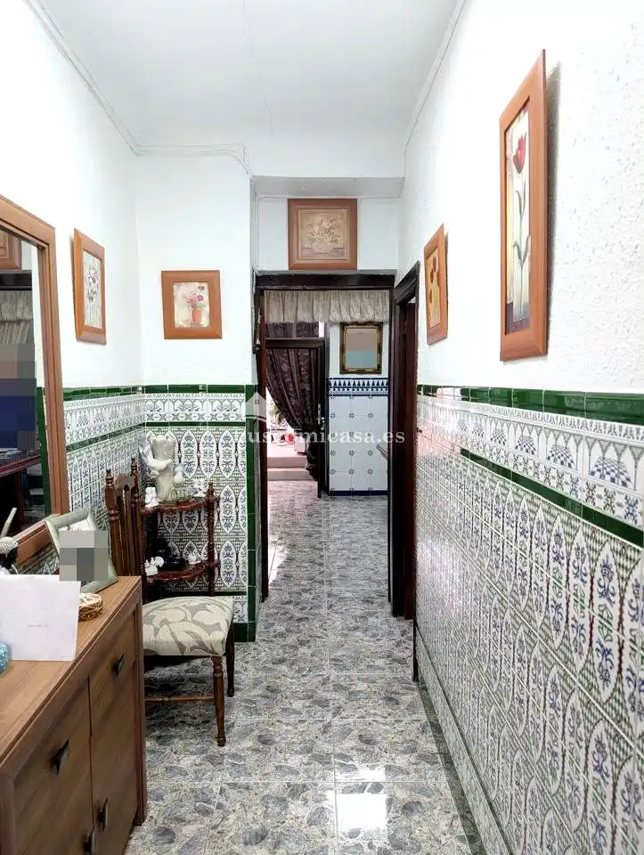 Casa adosada en venda en Jaén amb Aire condicionat, Terrassa i Balcó
