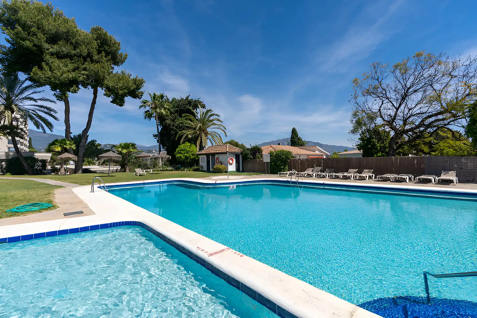 Àtic amb piscina en venda a Estepona Pueblo, imagen 10