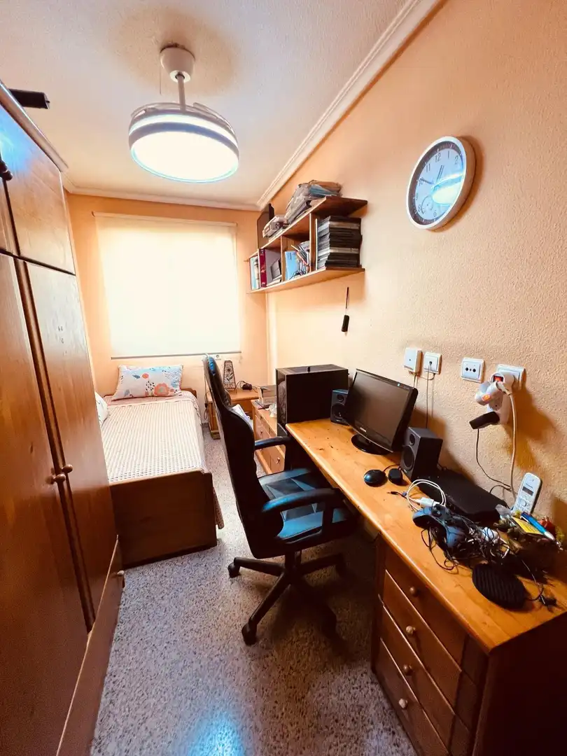 Habitación de Ático en venta en Alicante / Alacant con Aire acondicionado, Calefacción y Terraza