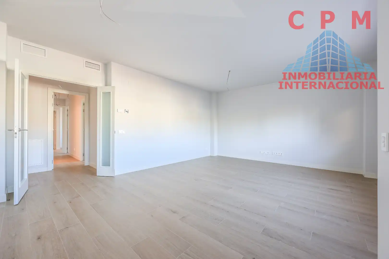 Living room of Flat for rent in Pozuelo de Alarcón  with Air Conditioner, Heating and Parquet flooring