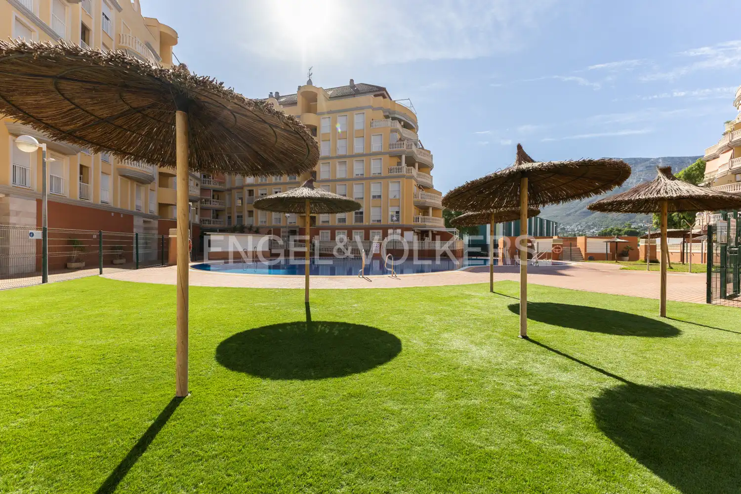 Exterior view of Flat for sale in Dénia  with Air Conditioner, Heating and Swimming Pool