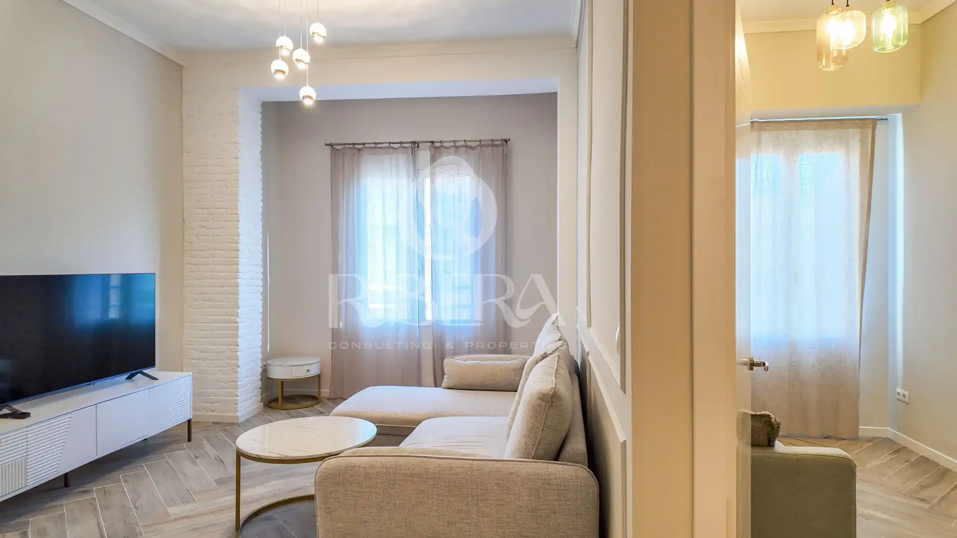 Bedroom of Flat for sale in Extramurs