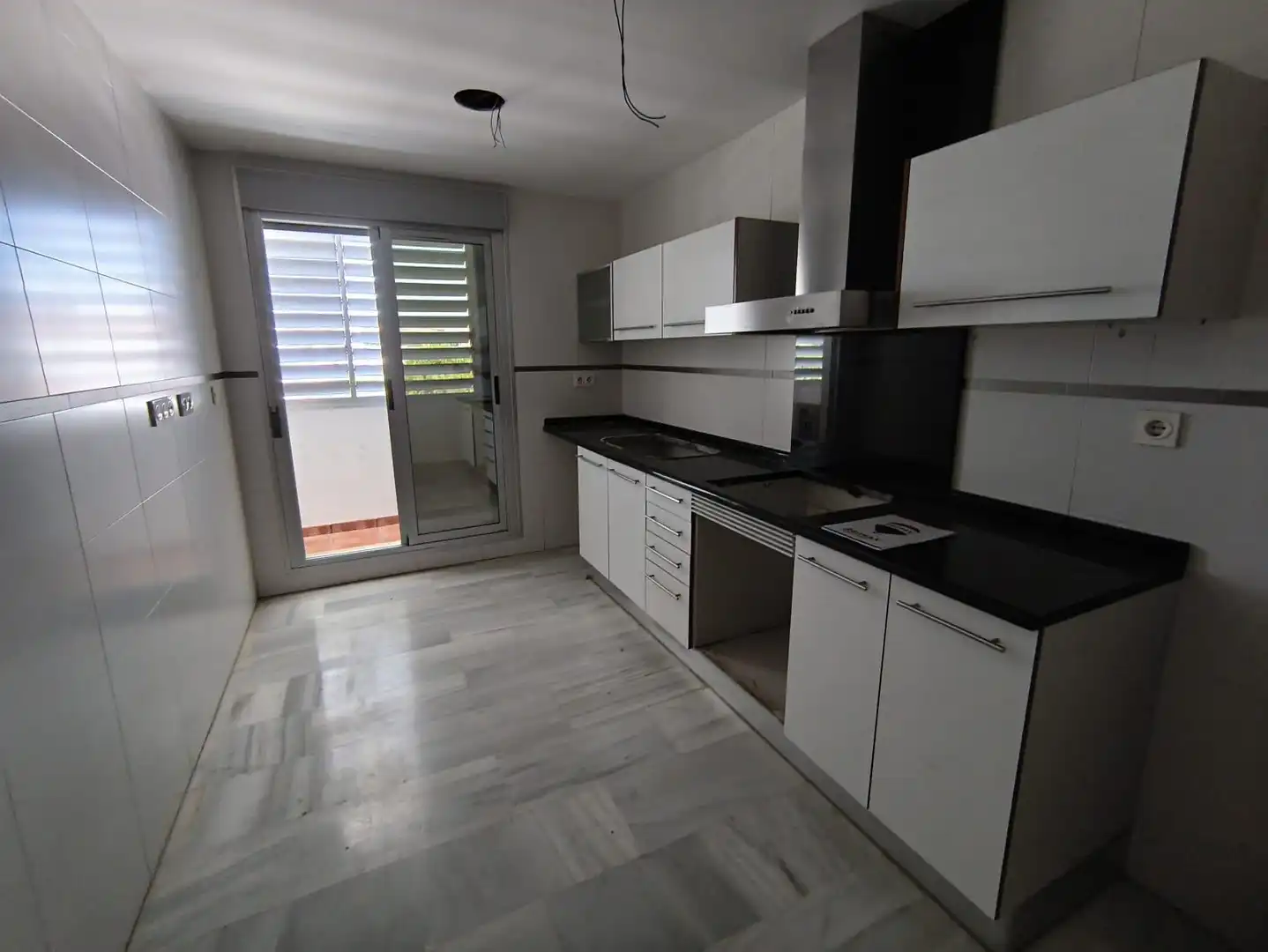 Cuina de Pis en venda en Castellón de la Plana / Castelló de la Plana amb Aire condicionat, Terrassa i Traster