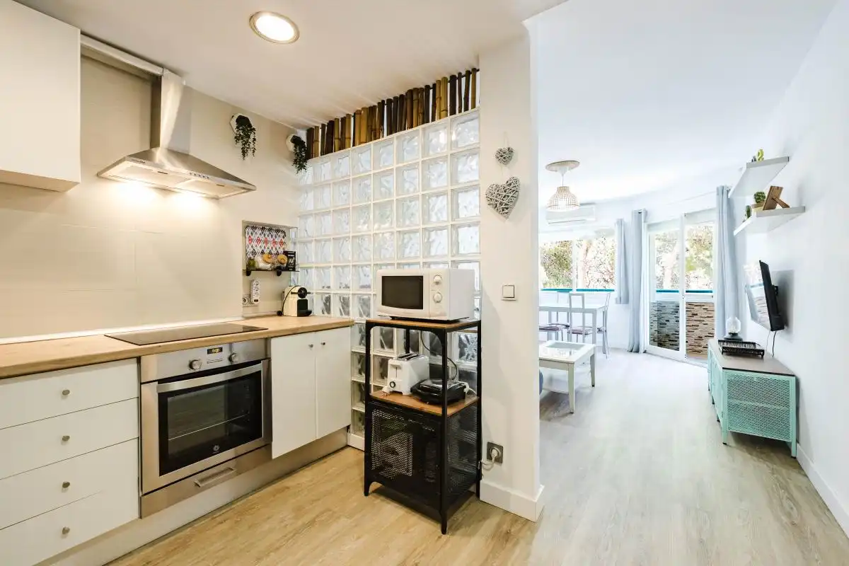 Cocina de Piso en venta en Torremolinos con Aire acondicionado, Calefacción y Jardín privado