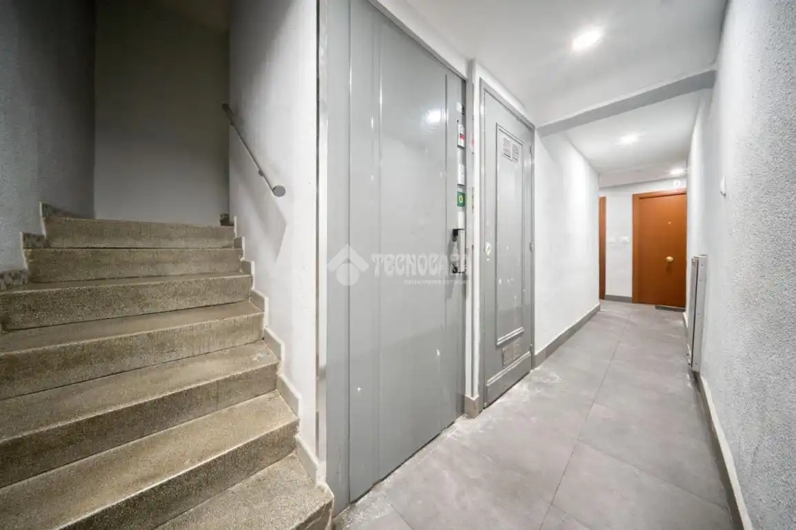 Piso con ascensor en venta en Delicias, imagen 5
