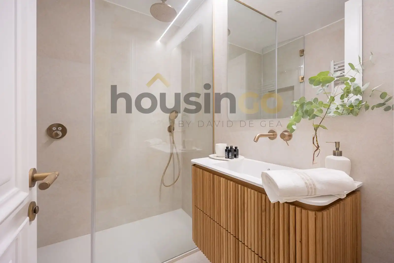 Baño de Piso en venta en Madrid con Aire acondicionado, Calefacción y Terraza