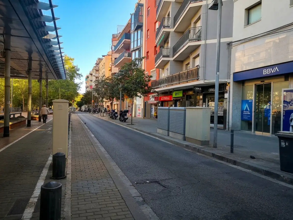 Pis amb ascensor en venda a Nou Barris