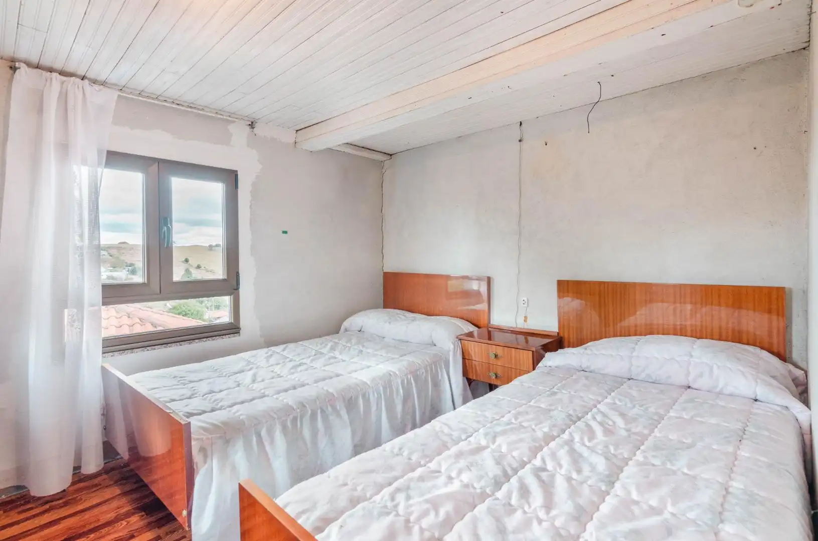 Dormitori de Casa o xalet en venda en Valdés - Luarca amb Calefacció, Jardí privat i Terrassa