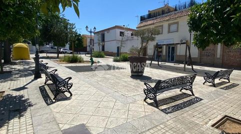 Foto 2 de Casa adosada en venta en Sanlúcar la Mayor, Sevilla