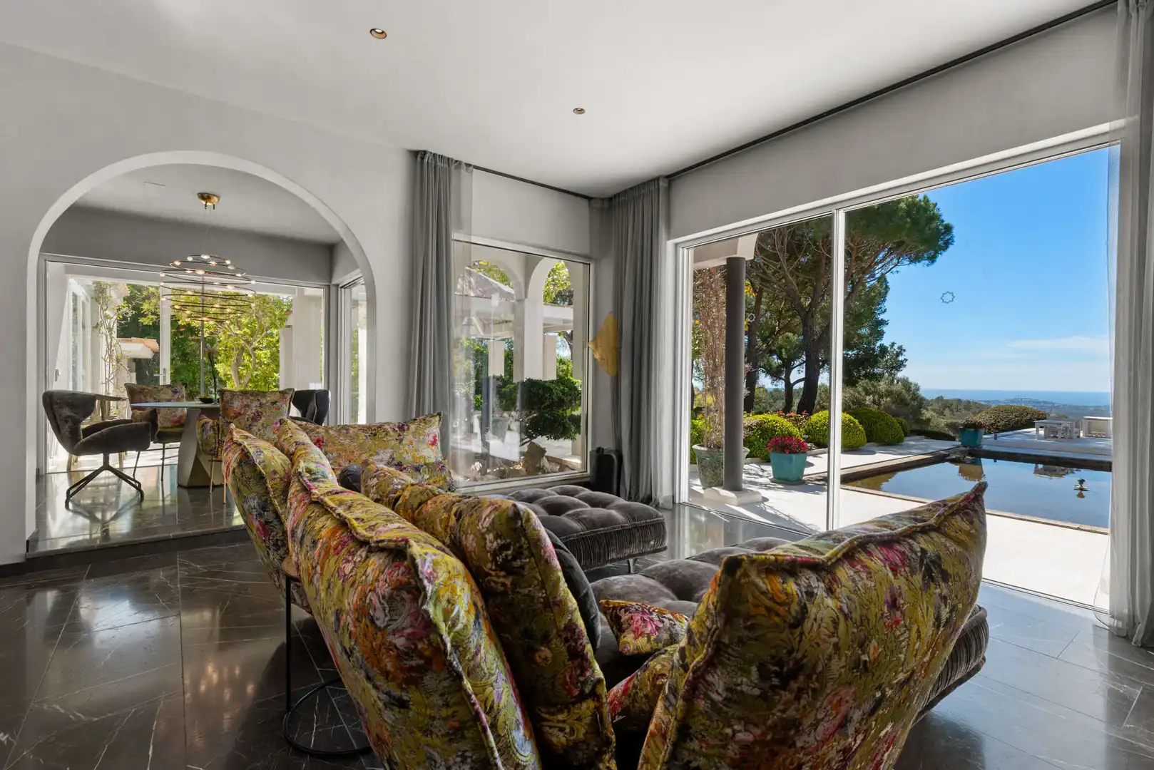 Living room of Houses for sale in Calvià  with Air Conditioner, Heating and Terrace
