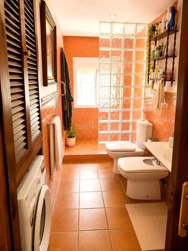 Badezimmer von Wohnung zur Miete in Sotogrande