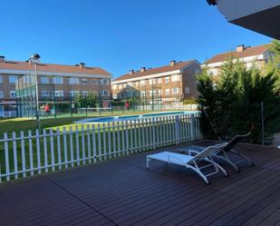 Terrassa de Casa o xalet en venda en Santa Marta de Tormes amb Calefacció, Jardí privat i Terrassa