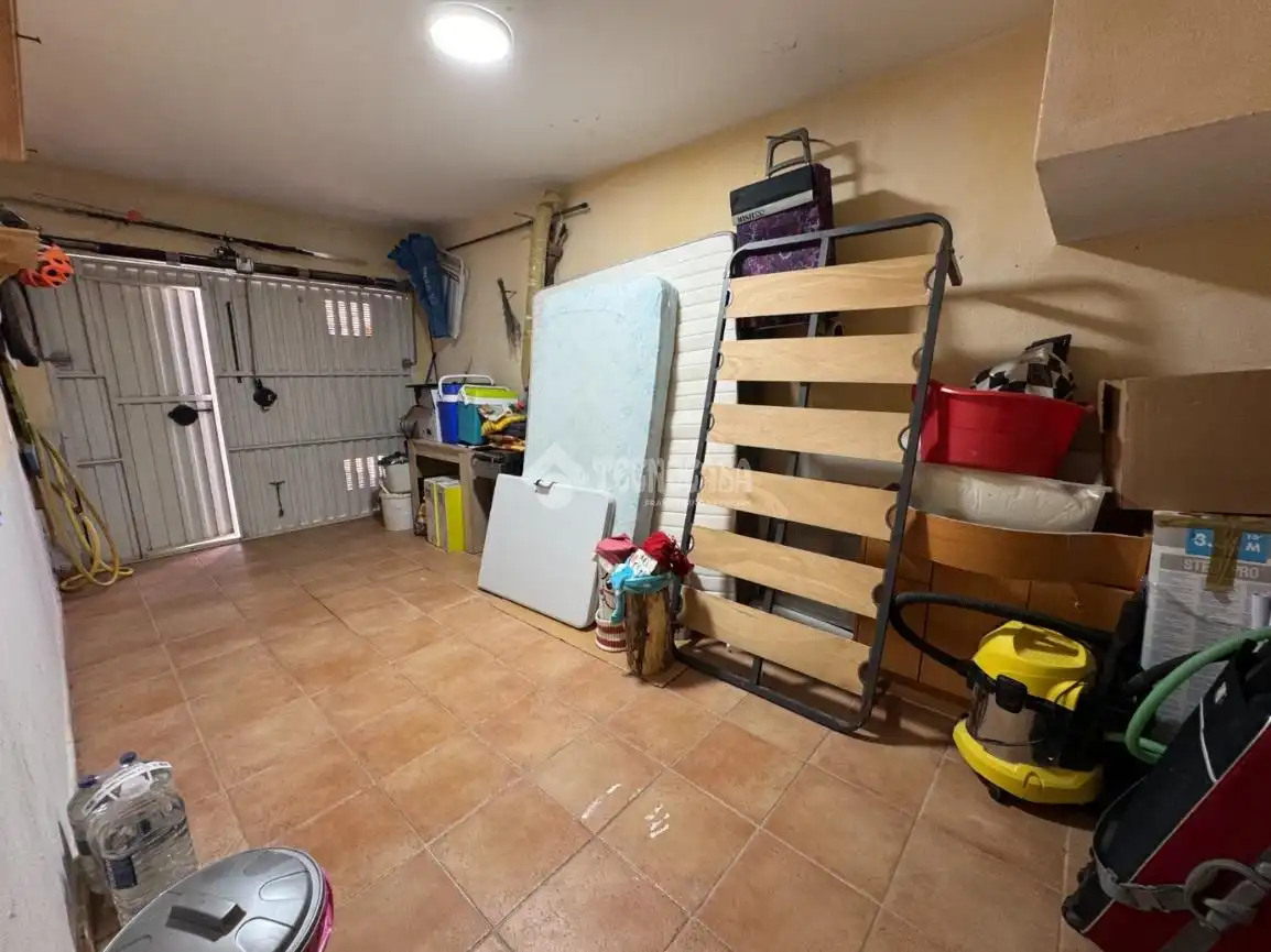 Casa adosada en venta en Espinosa de Henares con Jardín privado y Trastero