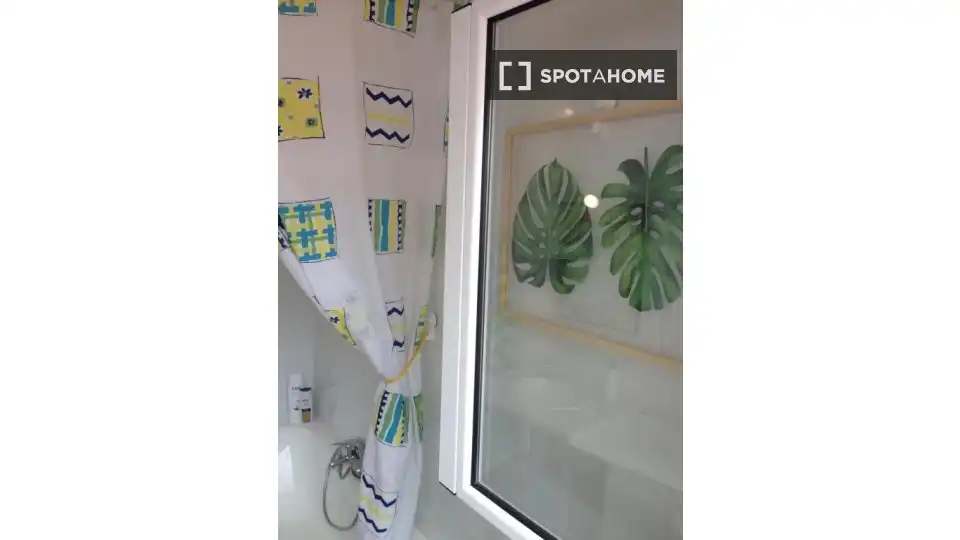 Flat with terrace to rent in Extramurs, imagen 14