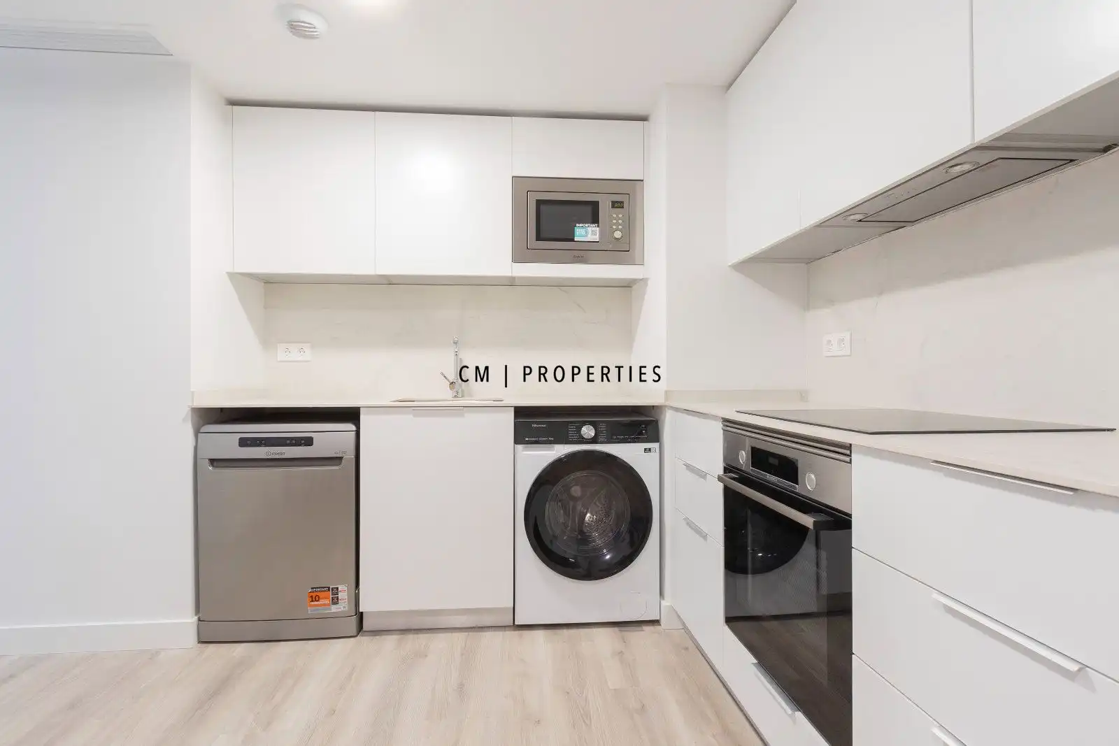 Kitchen of Flat for rent in Valencia  with Air Conditioner, Heating and Furnished