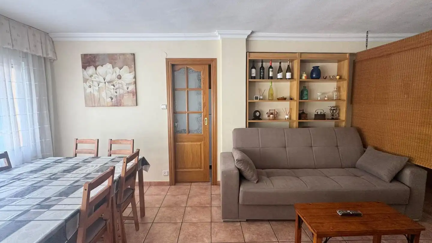Piso con ascensor en venta en calle Puig de Popa, imagen 2