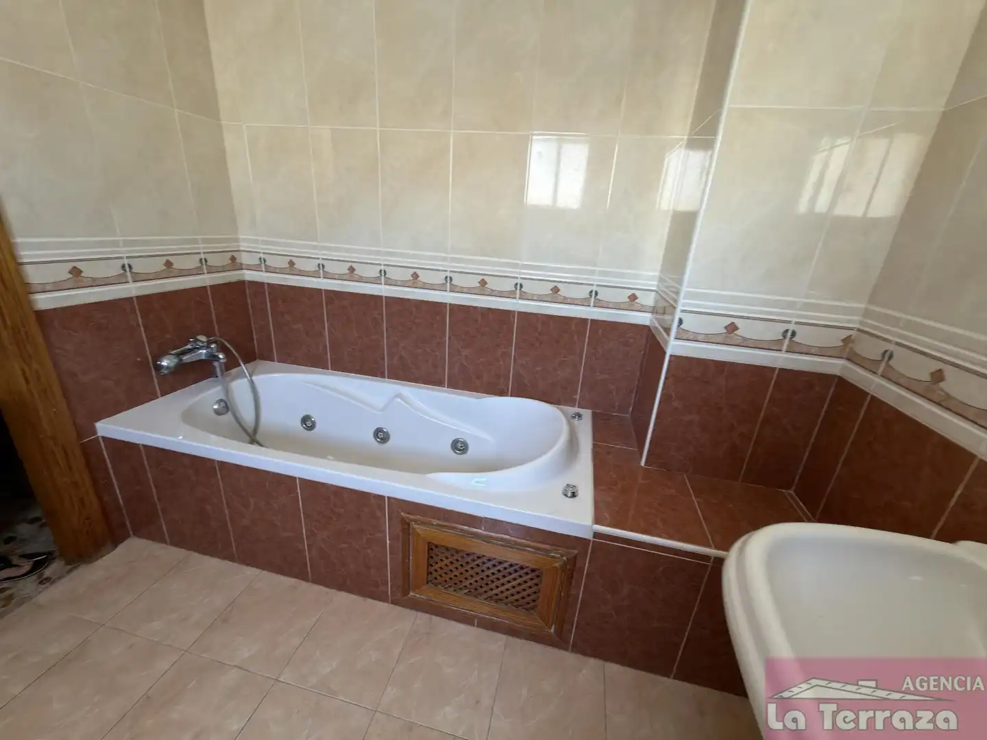 Bany de Casa o xalet en venda en Estepona amb Terrassa
