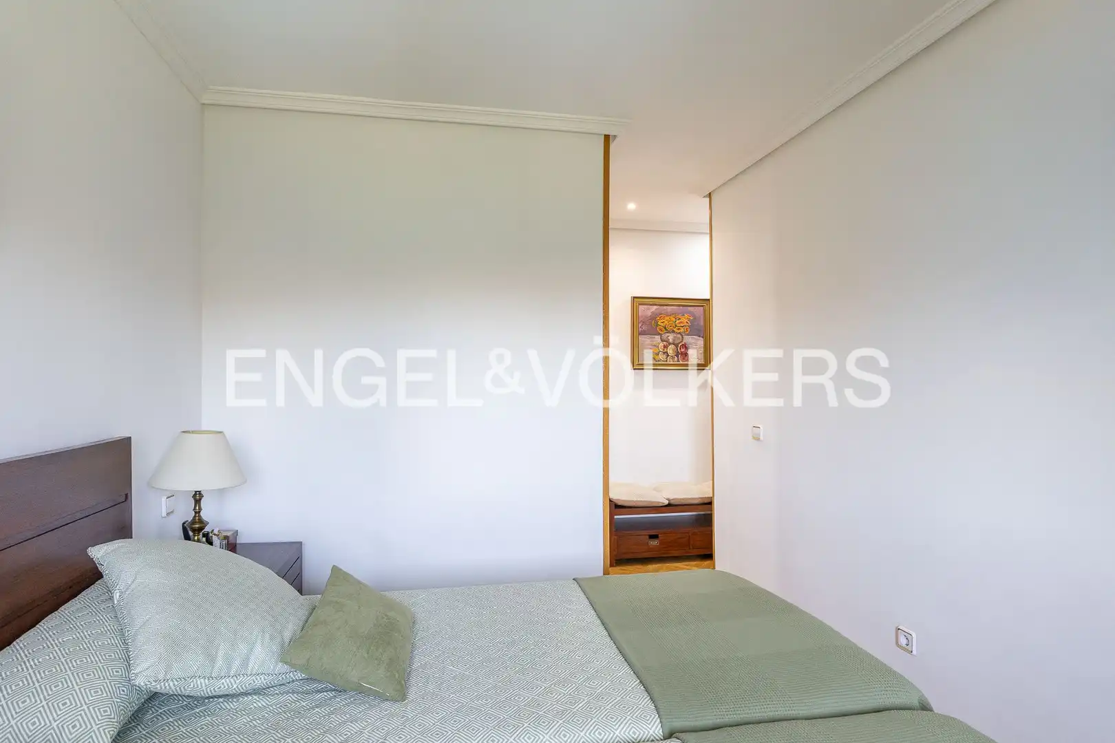 Bedroom of Attic for sale in Pozuelo de Alarcón  with Air Conditioner, Heating and Balcony