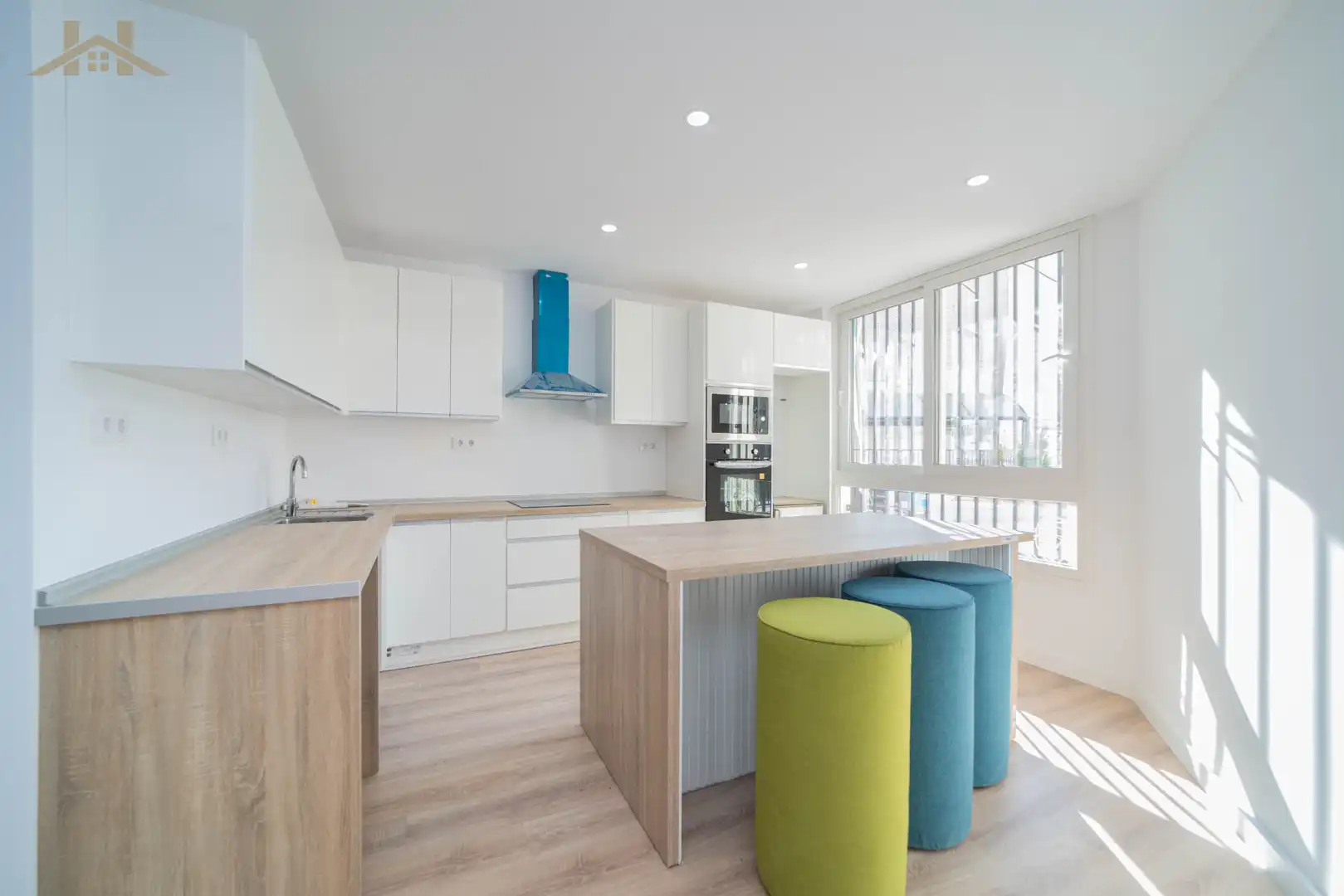 Kitchen of Flat for sale in Pinto  with Air Conditioner, Heating and Oven