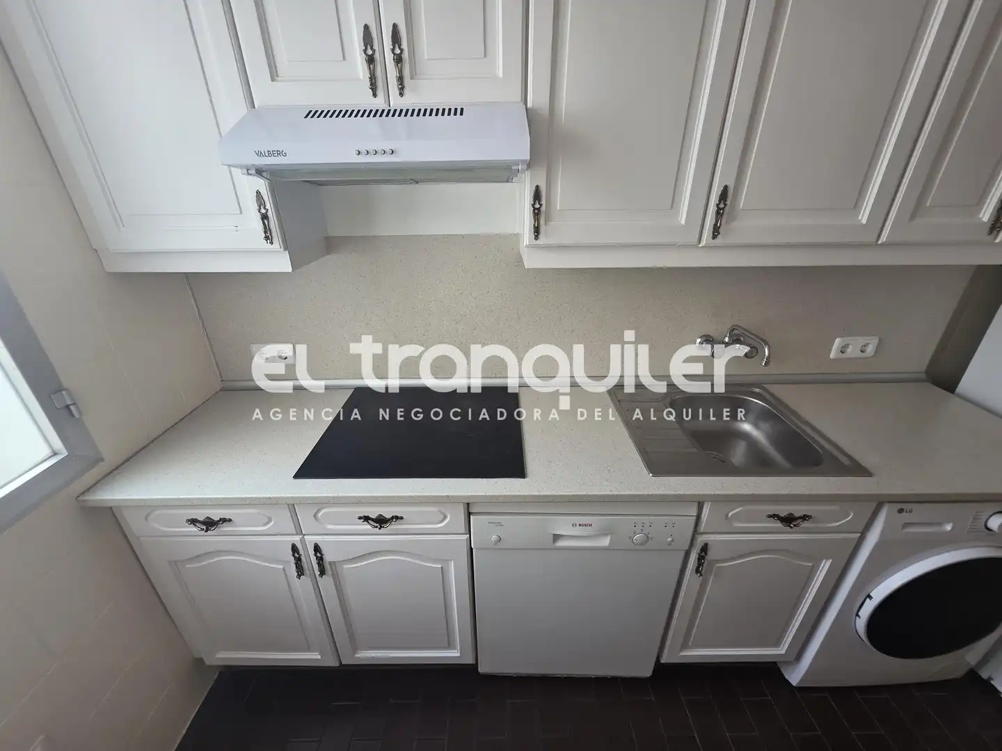 Flat for rent in Plaza Lavapies, Embajadores - Lavapiés