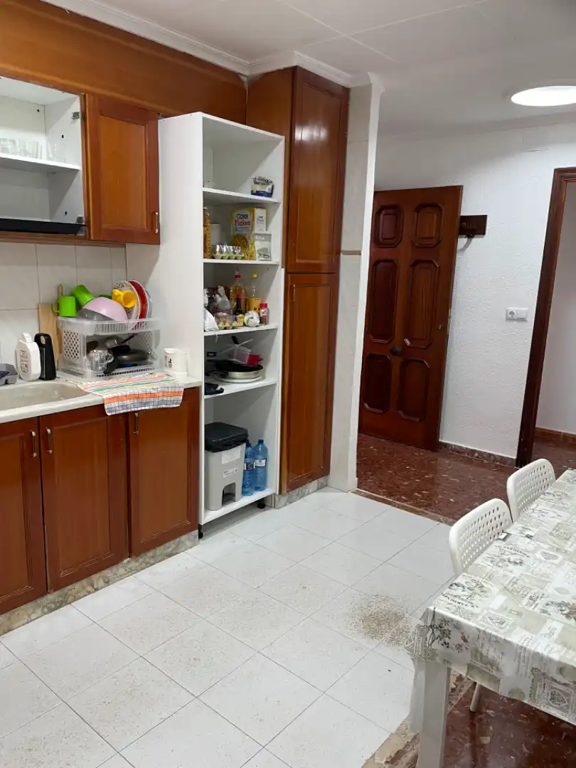 Cocina de Piso para compartir en Cullera con Aire acondicionado, Calefacción y Amueblado