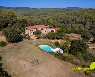 Jardí de Finca rústica en venda en Cistella amb Aire condicionat, Calefacció i Jardí privat