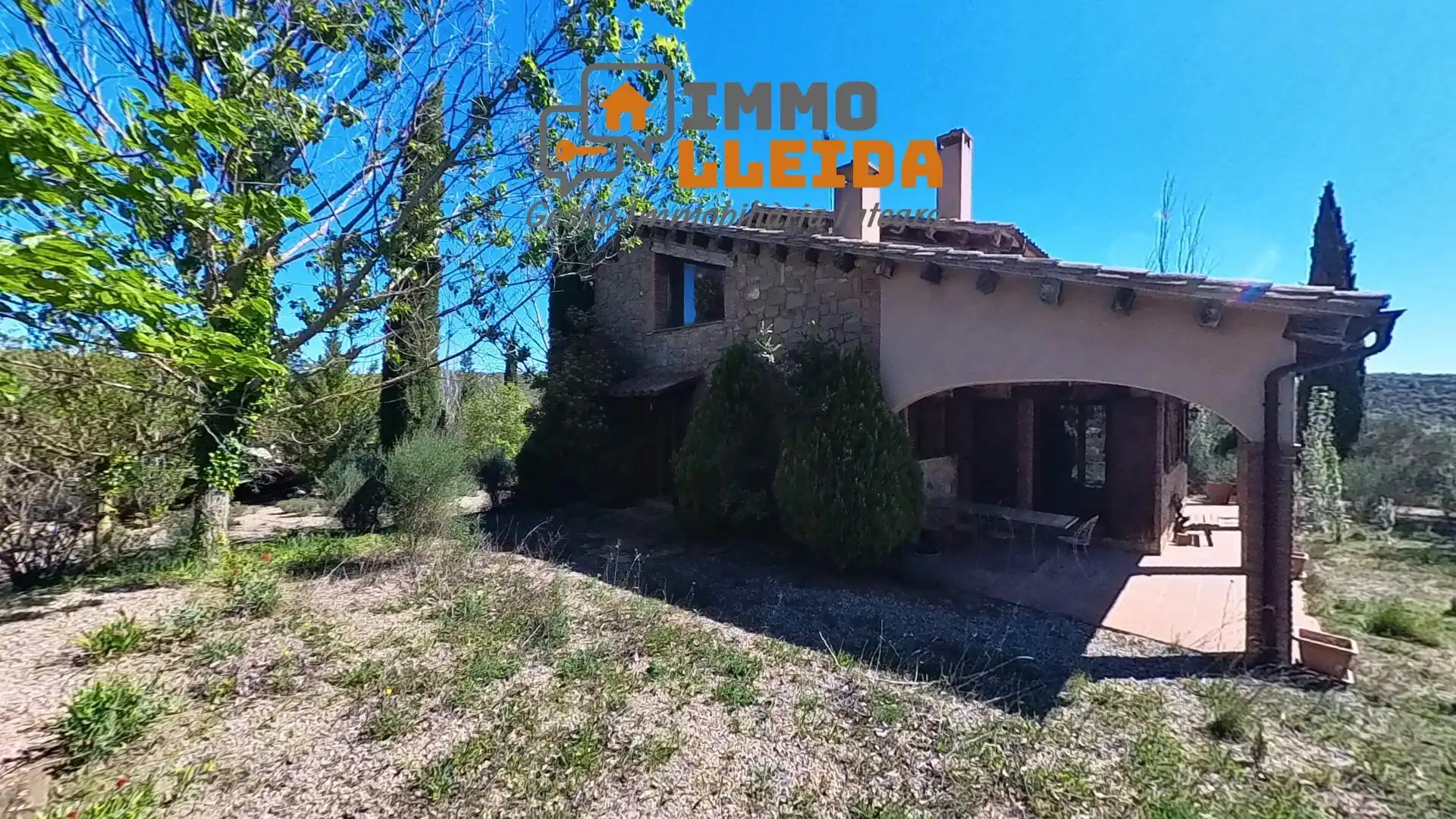 Exterior view of Houses for sale in Pinós  with Heating, Terrace and Storage room